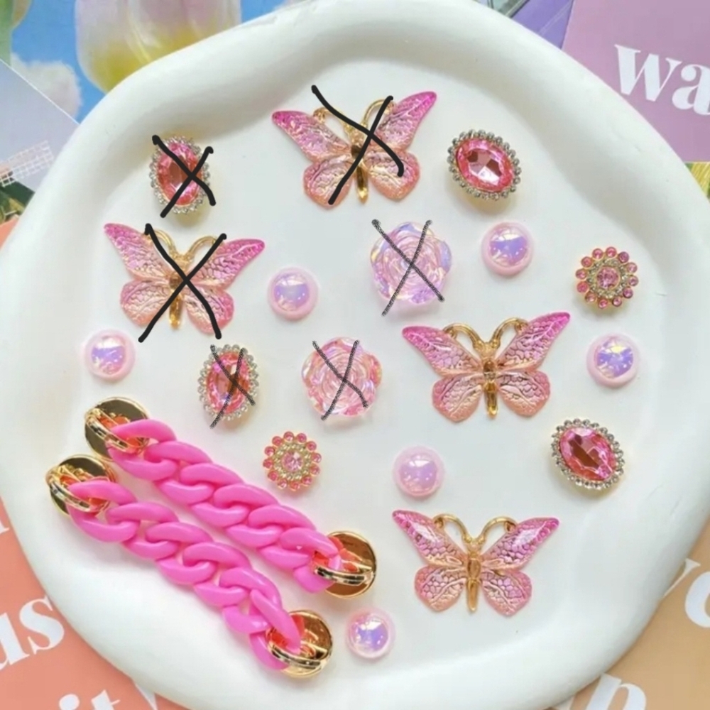 Crocks Or Bag Charms- CHOICE OF 4- NIP